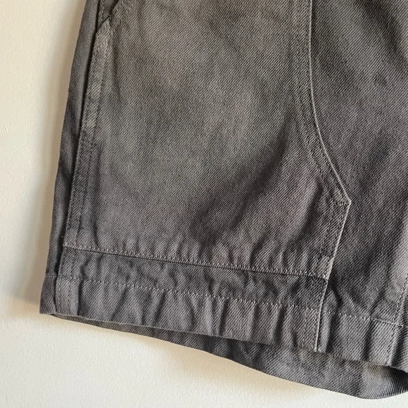 Madewell x MN Dye Studio Workwear Utility Shorts in Dark Gray Denim Size 24 XXS - Picture 3 of 14